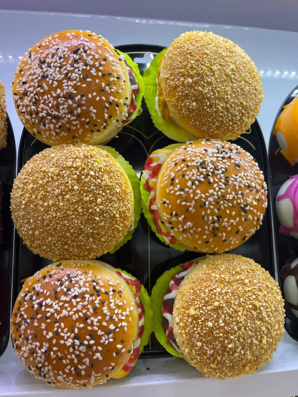 R-51-Fridge Magnet Burger