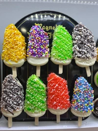 R-52-Fridge Magnet Ice Cream Sandwich (Multi Designs)