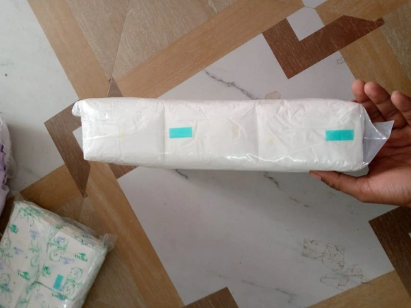 Sister Secure Sanitary Pad 60 Piece Packing - White, XL
