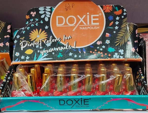 DOXIE NAIL POLISH 
