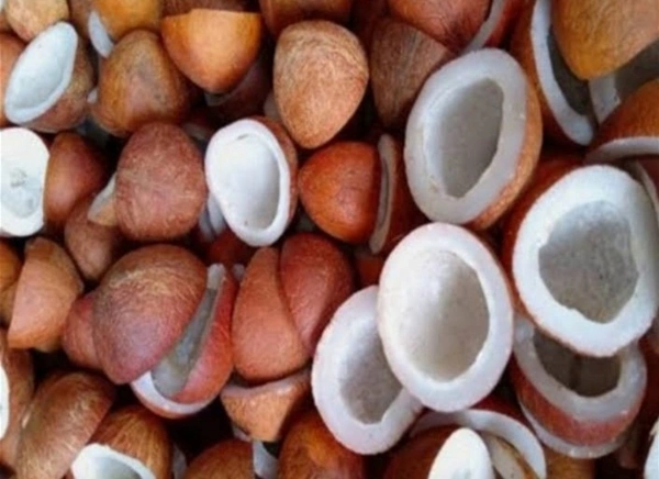 NARIYAL GADI-1kg