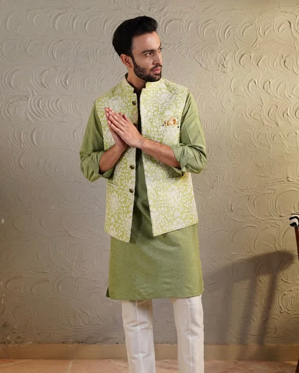 Green Silk Bundi And Kurta Set - XL