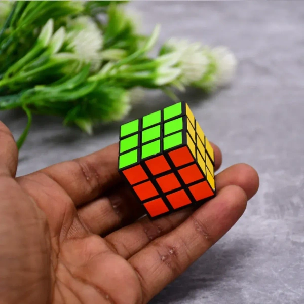 1Pc Mini Magic Cube – Fun Puzzle Game for Boys & Girls, Perfect Birthday Gift - EASY RETURN