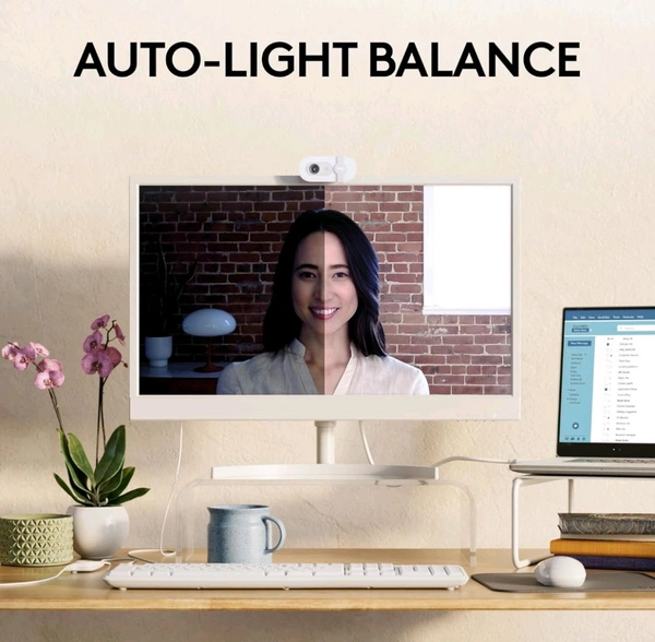 Logitech Brio 100 Full HD Webcam - White