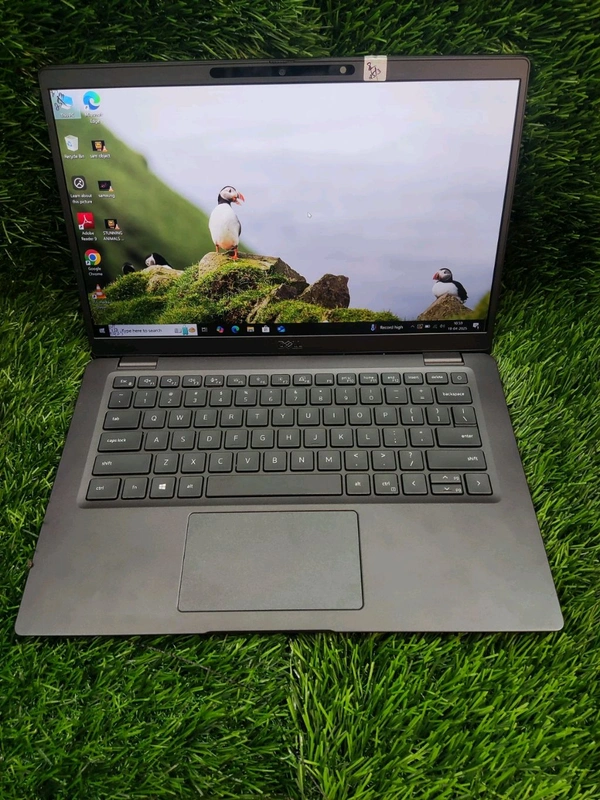 Dell DELL LATTITUDE 7310 Laptop 