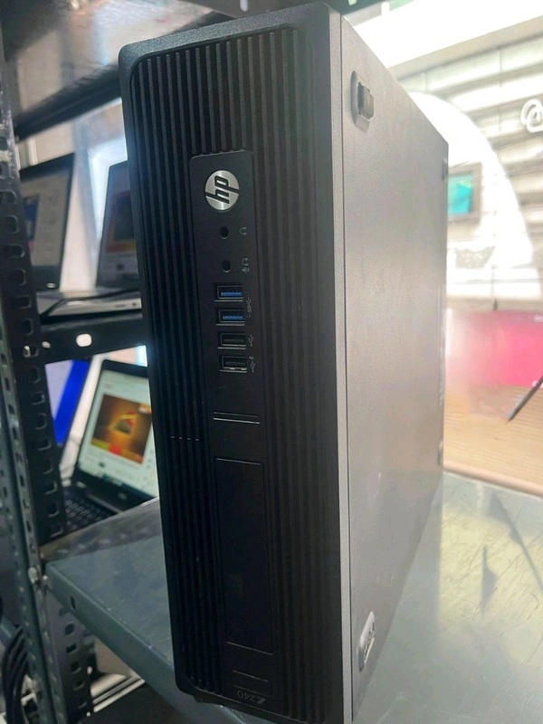 HP Z240 WORKSTATION