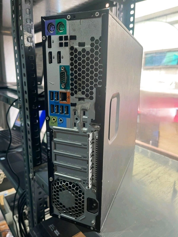 HP Z240 WORKSTATION