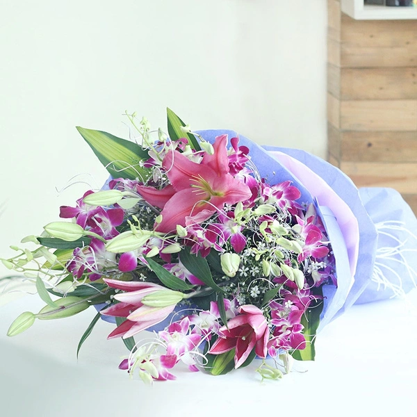 Stand Bouquet