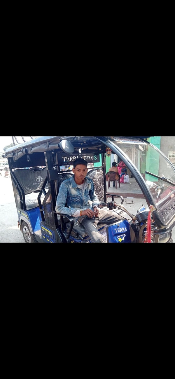 कुंदन कुमार टोटो ड्राइवर Toto के लिए सम्पर्क करे 📞~8860860122 - 📞~8860860122, हवेली खड़गपुर