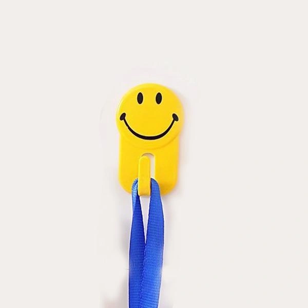 0604 Plastic Self-Adhesive Smiley Face Hooks, 1 Kg Load Capacity (6pcs)