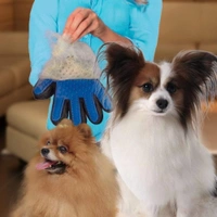 0614 True Touch 5 Finger Deshedding Glove (1 pc)