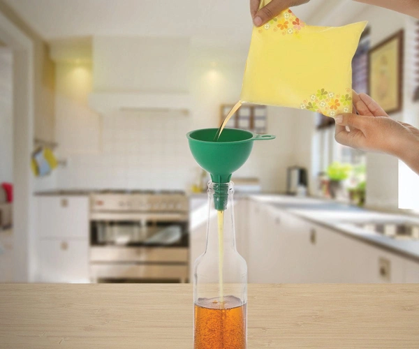 0722 Silicone Funnel For Pouring Oil, Sauce, Water, Juice And Small Food-Grains