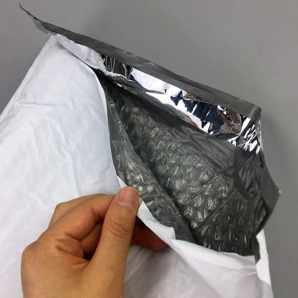 0972 50 Pc 08X11 inch L 2 Flap used for covering and storing various types of products specially while travelling and delivering etc.