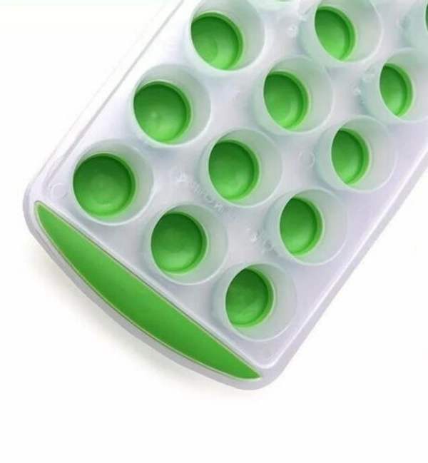 2768 18 Cavity Ice Tray Used For Producing Ice’s In Types Of Places Etc.