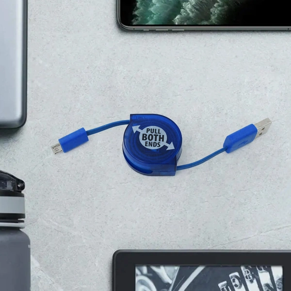 7400 Retractable Usb Charge Used In Technical Devices For Their Charging Purposes.