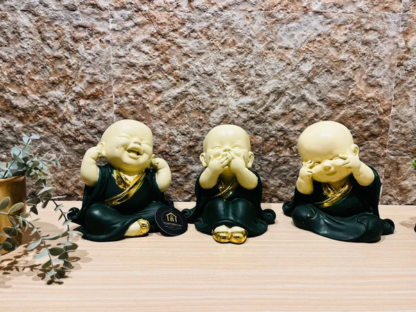 Child Monk Set - Medium - 7.5 inch, Polyresin, Dark Green