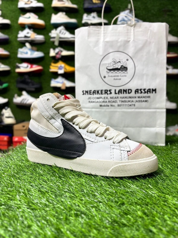 Nike BLAZER jambo - 7.5