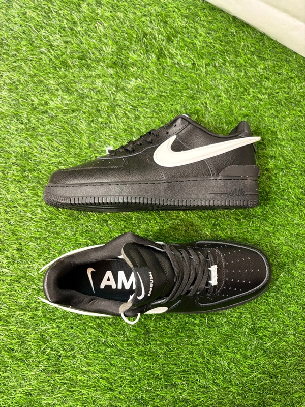 Air Force 1 Black ambush - 8.5