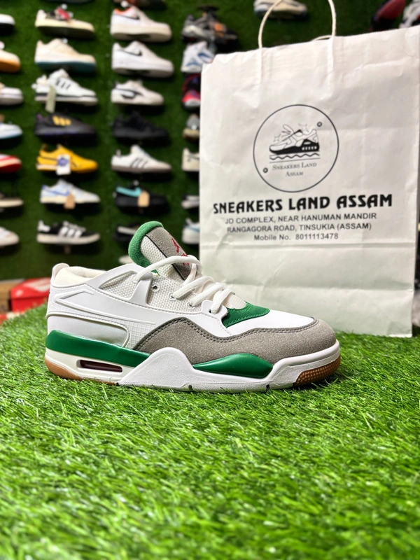 Jordan retro 4 pine green RM - 9