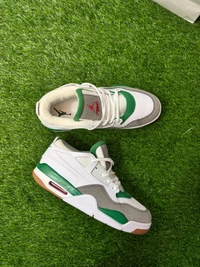 Jordan retro 4 pine green RM - 9