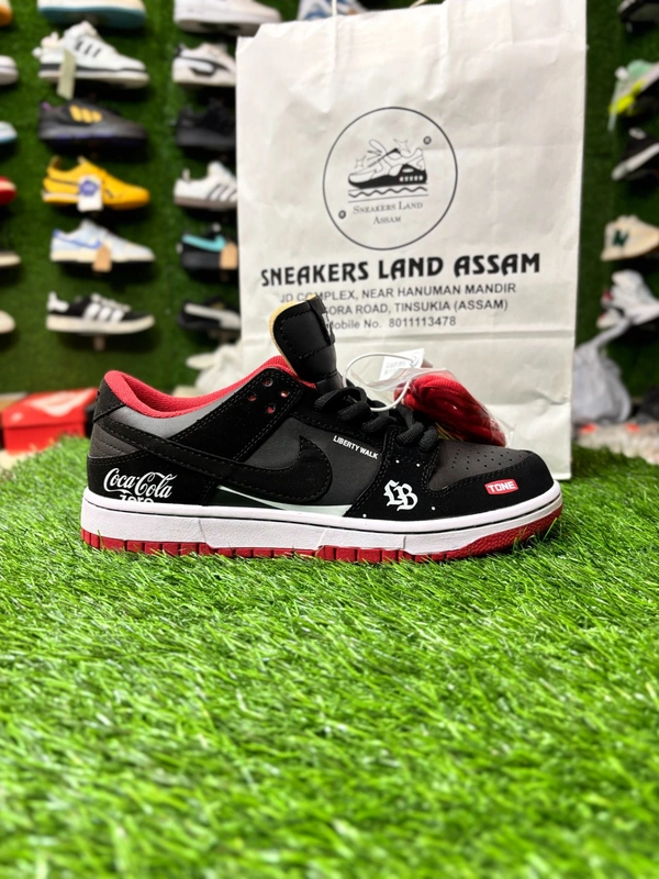 Dunk Low "Coca-Cola Tokyo" x Liberty Walk - 8.5