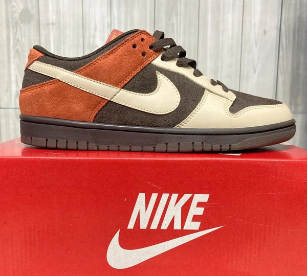 DUNK OTAMO BROWN - 7.5 (42)