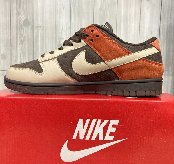 DUNK OTAMO BROWN - 7.5 (42)