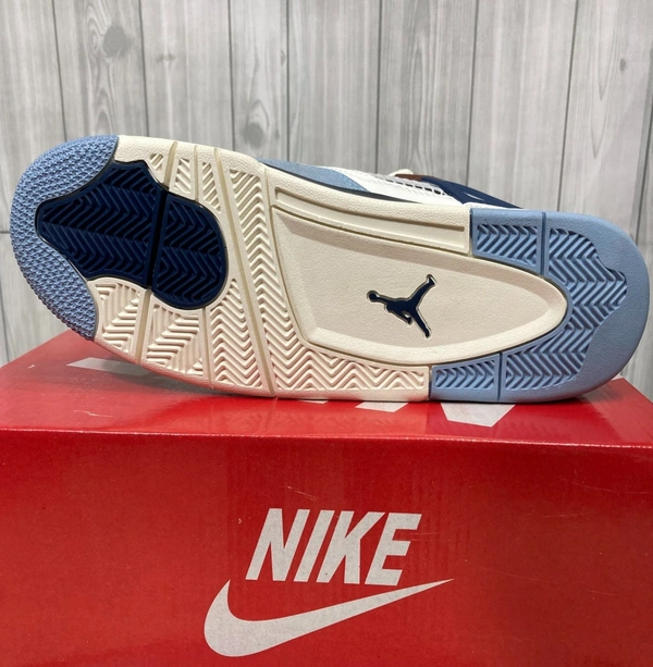 JORDAN 4 BLUE OCEAN - 6 (40)