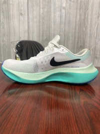 Nike Fly 5 - 10