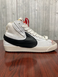 Nike BLAZER jambo - 7.5