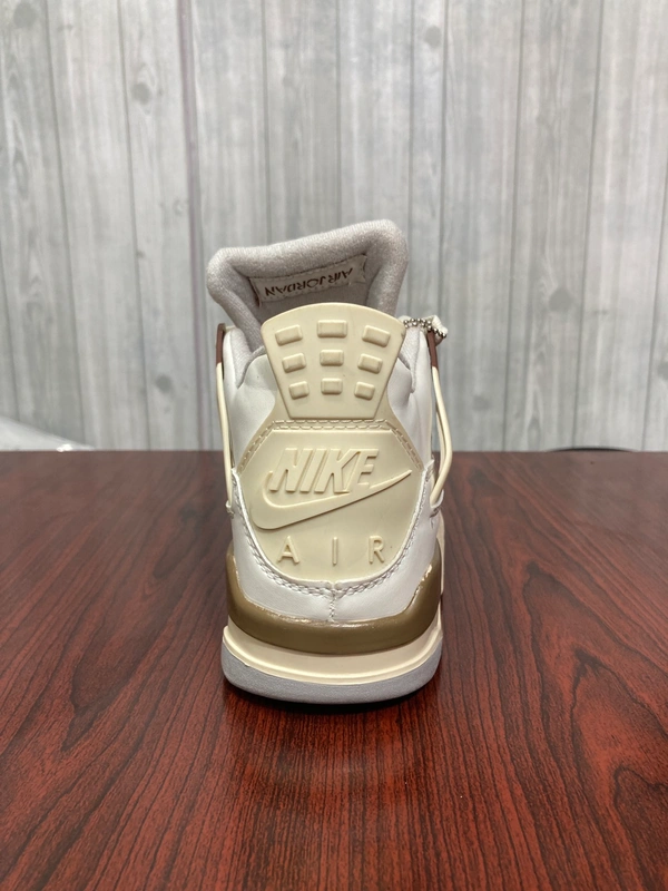 Jordan 4 White Cement  - 8.5