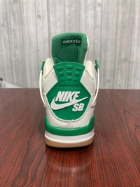 Jordan 4 Pine Green - 7