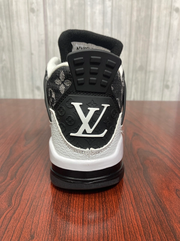 Jordan 4 X LUIS VITON - 9
