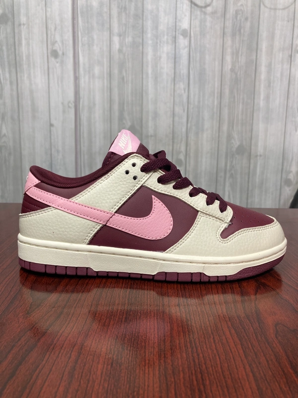 SB Dunk Maroon - 5(39)