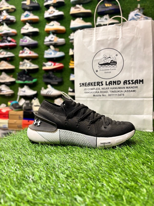 Under Armour  - 7.5