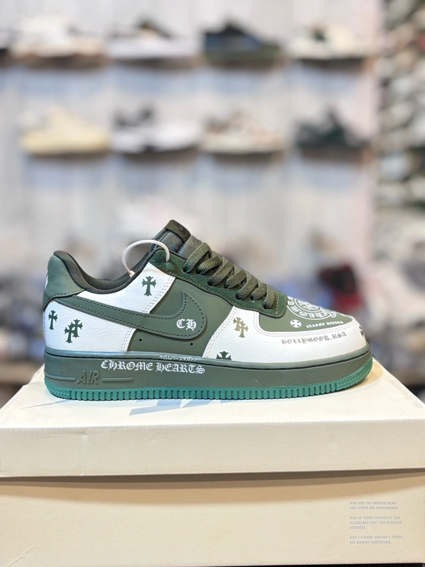 Airforce Chrome Hearts  - 42 (7.5)