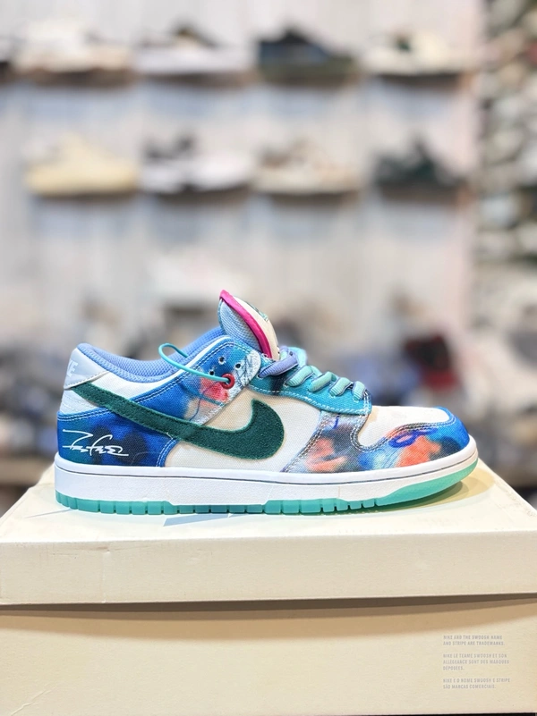 Sb Dunk X Laboratory  - 44(9)