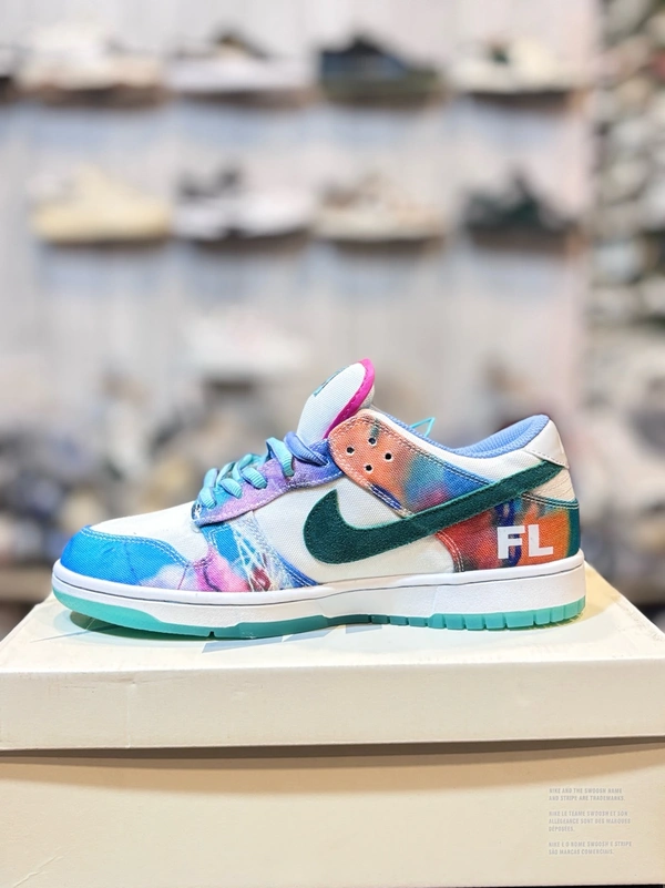 Sb Dunk X Laboratory  - 44(9)