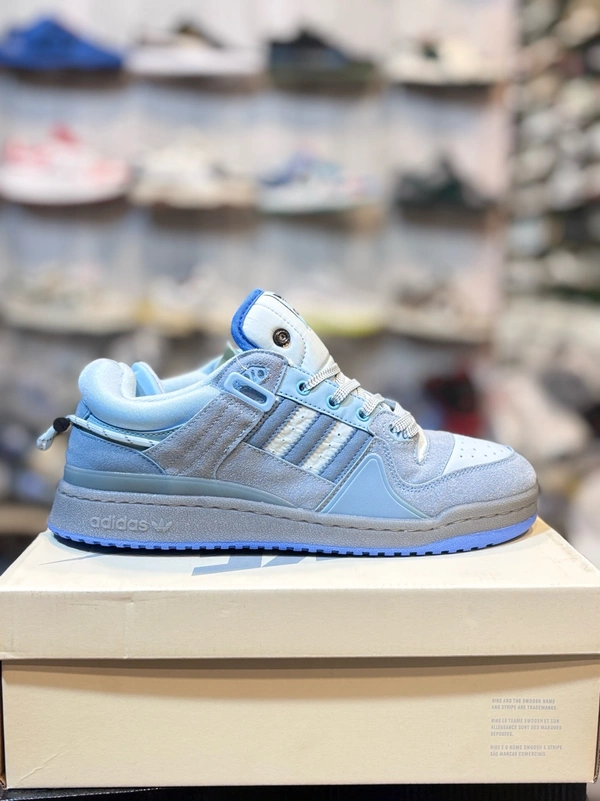 Badbunny Blue  - 44(9)