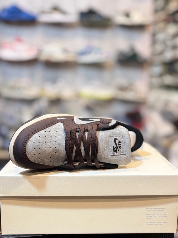 Dunk Supreme Brown - 7