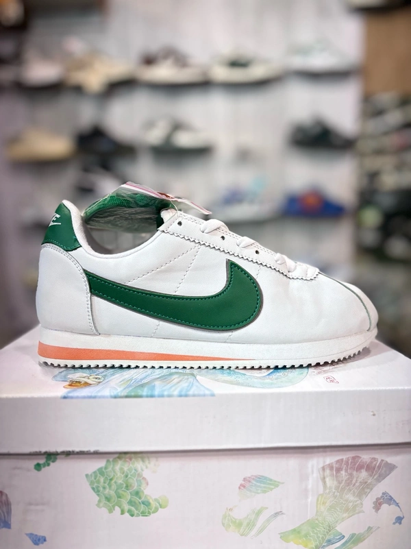 Cortez Green - 8.5(43)