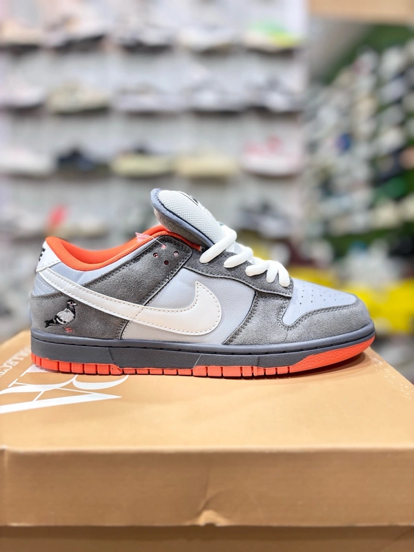 Dunk x Peigon Grey - 8.5 (43)