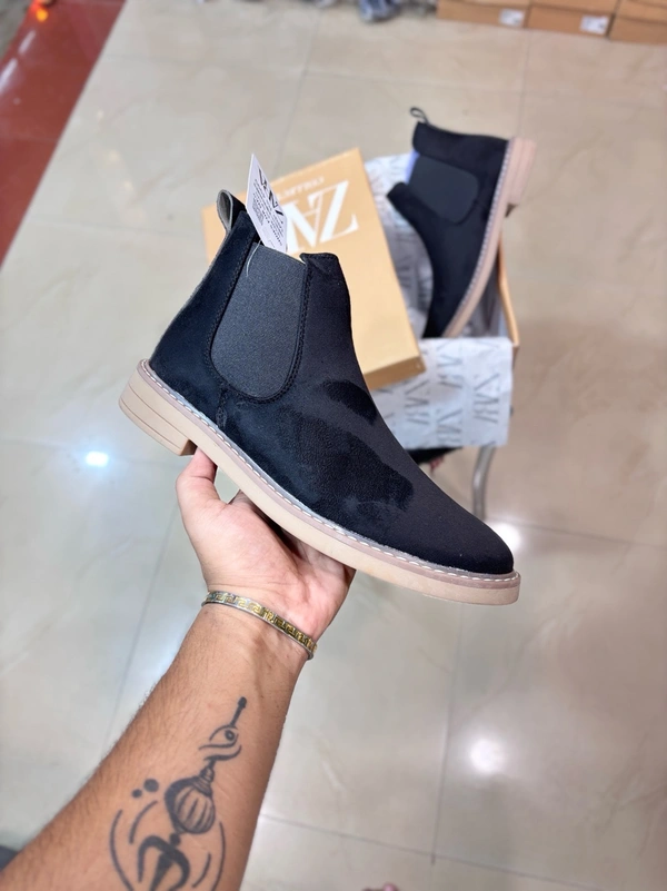 Zara Chelsea Black  - 9