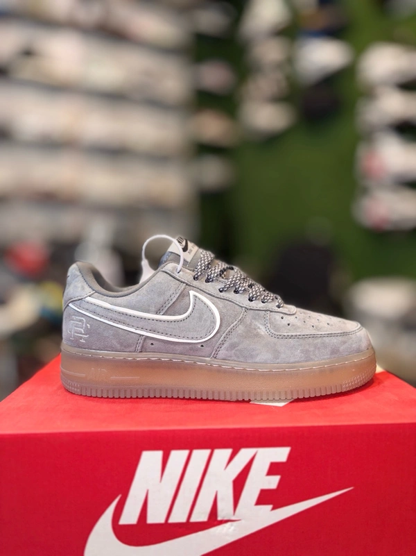 Airforce Shadow Suede - 8.5 (43)