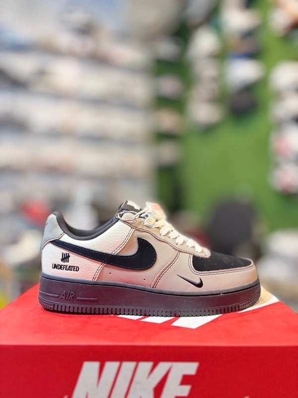 Airforce Custom x UNDIFITED - 8.5 (43)