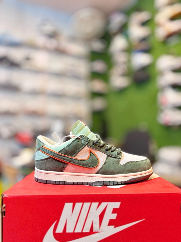 Sb Dunk x Otamo Green - 7 (41)