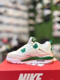 Retro 4 x Pine Green - 7 (41)