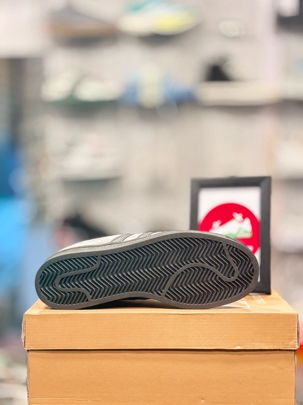 Superstar Grey Suede - 43 (8.5)