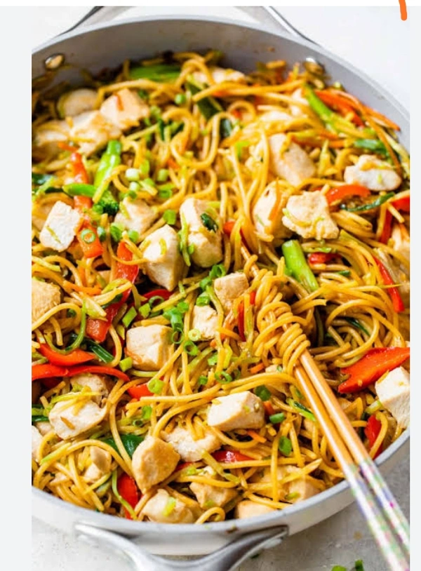 Veg Chowmein 