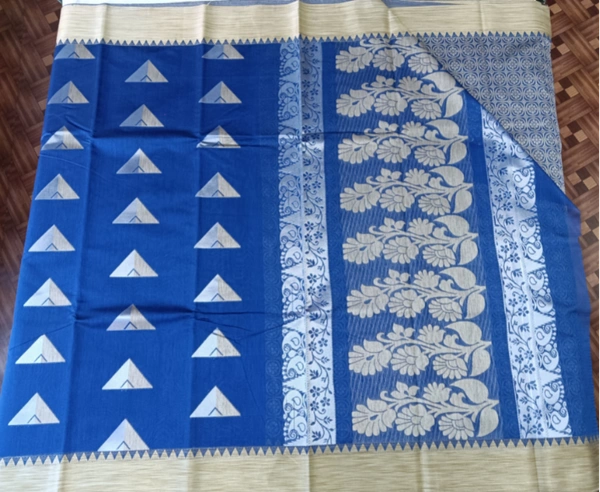 silver and gold triangle